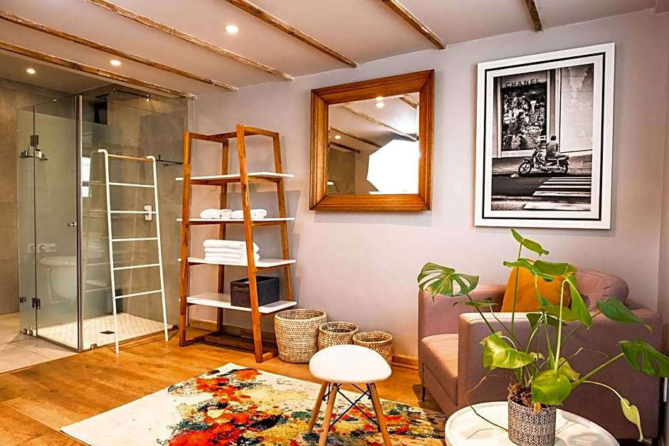 Pablo House Melville