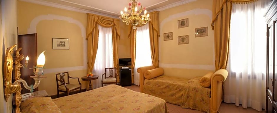 Hotel San Moise