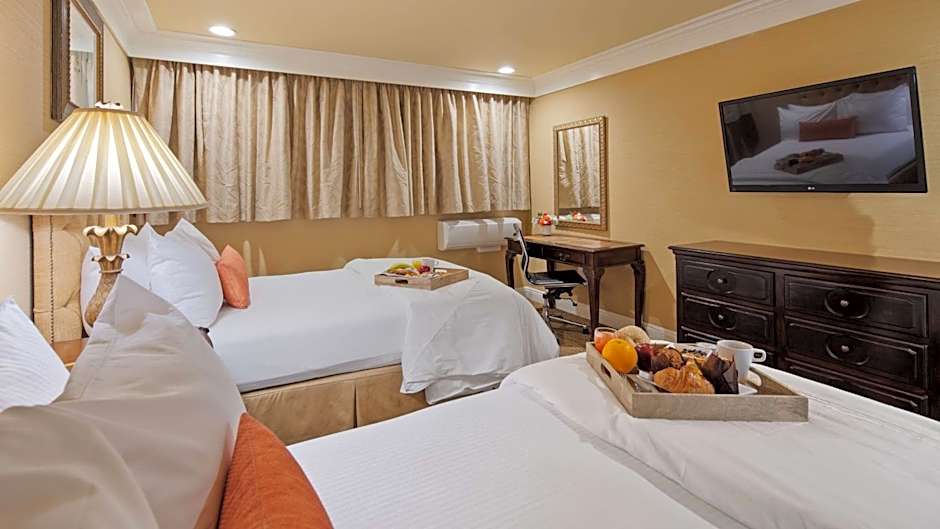 Best Western Plus Sunset Plaza Hotel