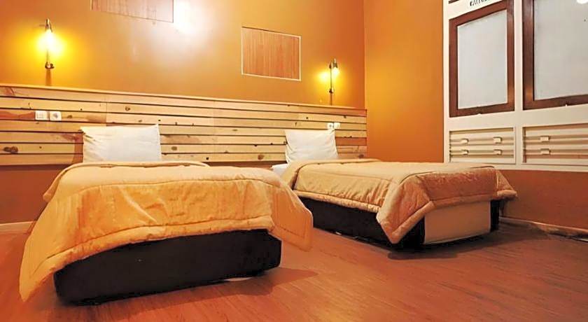 Zaen Hotel Syariah Solo