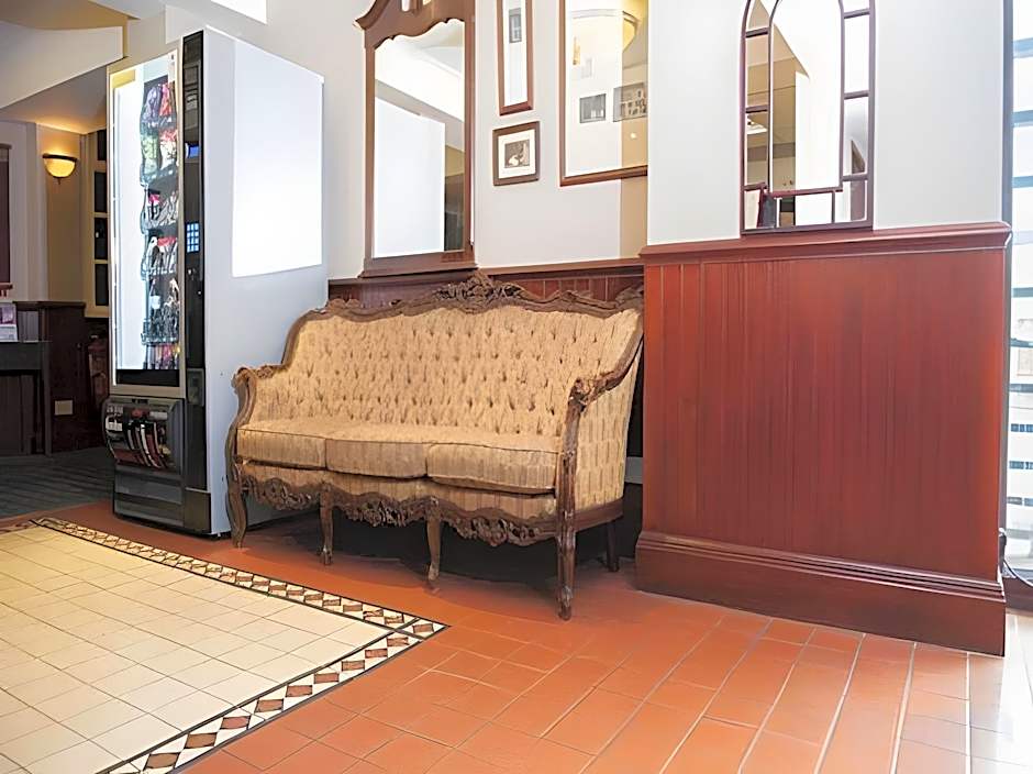 OYO Paddington House Hotel                                                                 