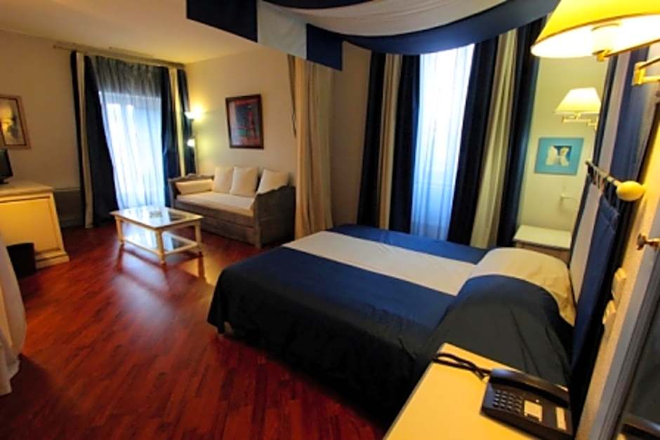 Hotel Moderne Et Pigeon