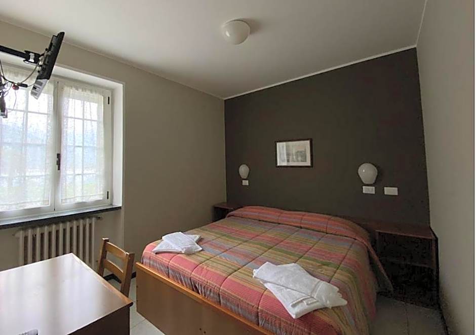 Albergo del mera-ristorante da Lui