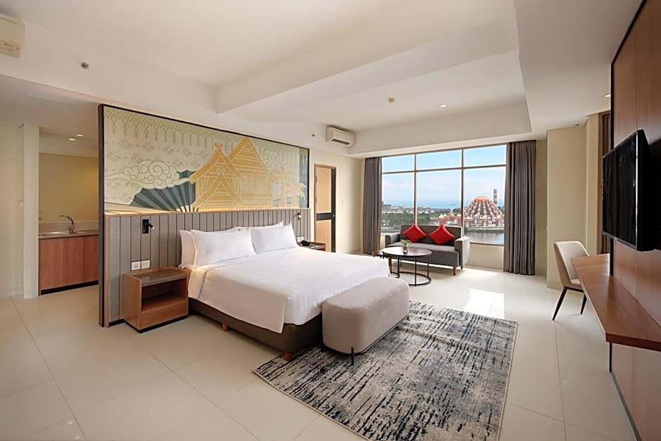 Aston Inn Pantai Losari Makassar