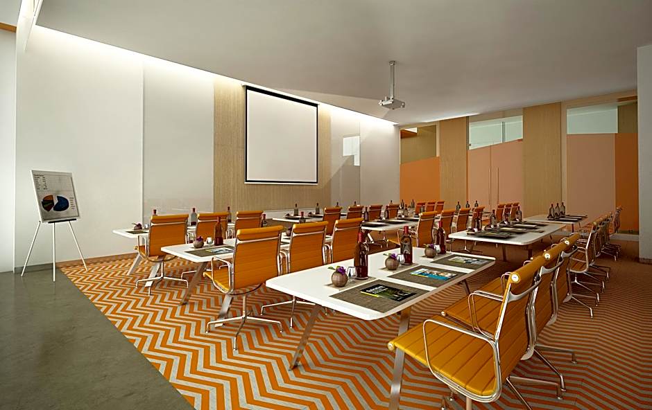 HARRIS Hotel & Conventions Solo