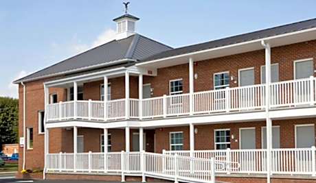 Crimson Inn by KEES Vacations