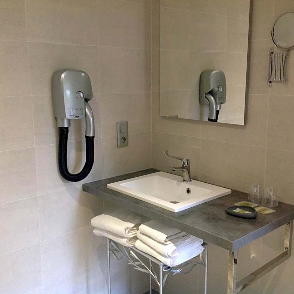 Auberge De L'Abbaye-Logis Hôtel Restaurant