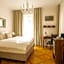 Hotel Golden Key Prague Castle