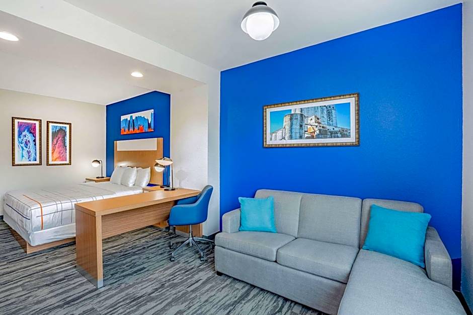 La Quinta Inn & Suites by Wyndham Katy