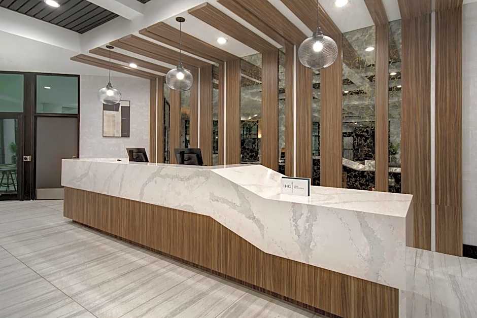 Crowne Plaza Auburn Hills By IHG