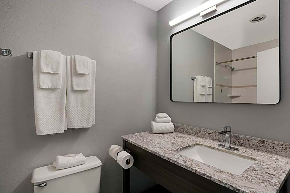 Richland Riverfront Hotel and Conference Center, Ascend Hotel Collection