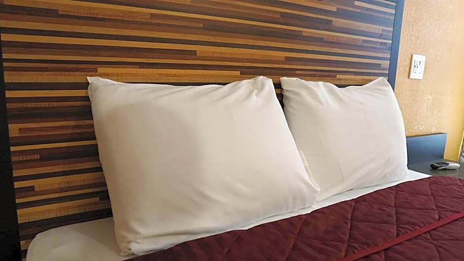 Holly Crest Hotel - Los Angeles, LAX Airport