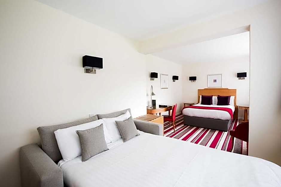 Southcrest Manor Hotel; BW Signature Collection