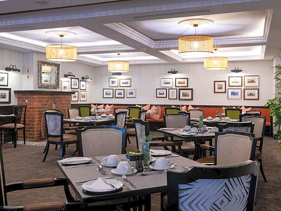 Hilton Homestead by ANEW