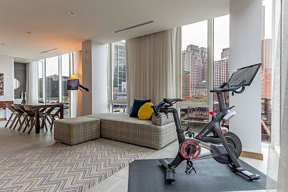 The Envoy Hotel, Autograph Collection by Marriott
