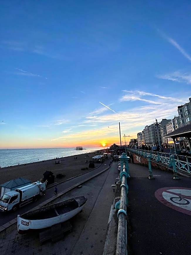 Relax Inn Guest House