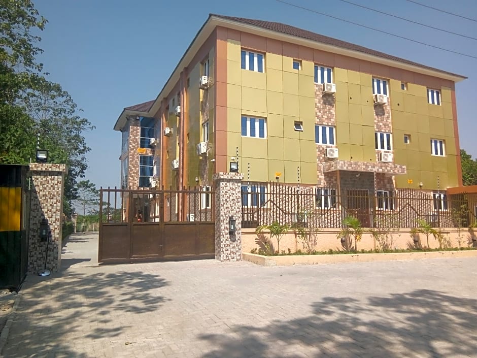 Pameec Luxury Suites