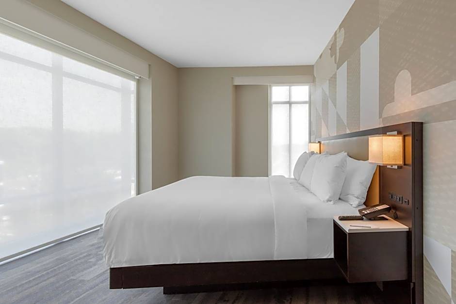 Cambria Hotel College Park