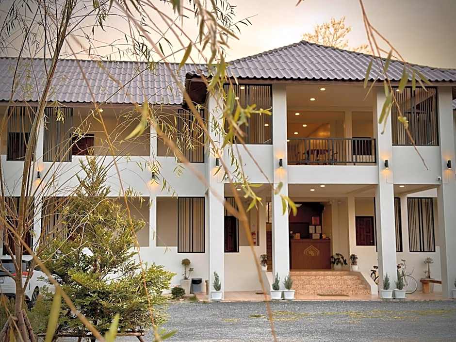 น่าน ม่วนใจ Nan Muanjai Hotel