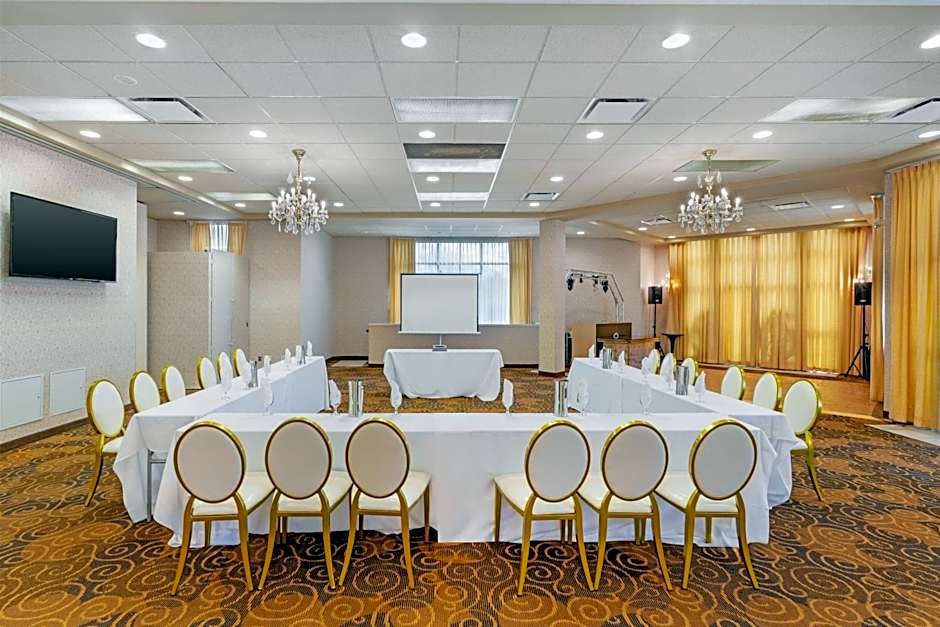 Best Western Plus Mission City Lodge
