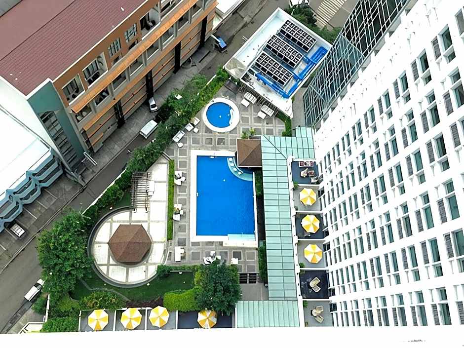 Quest Hotel & Conference Center - Cebu