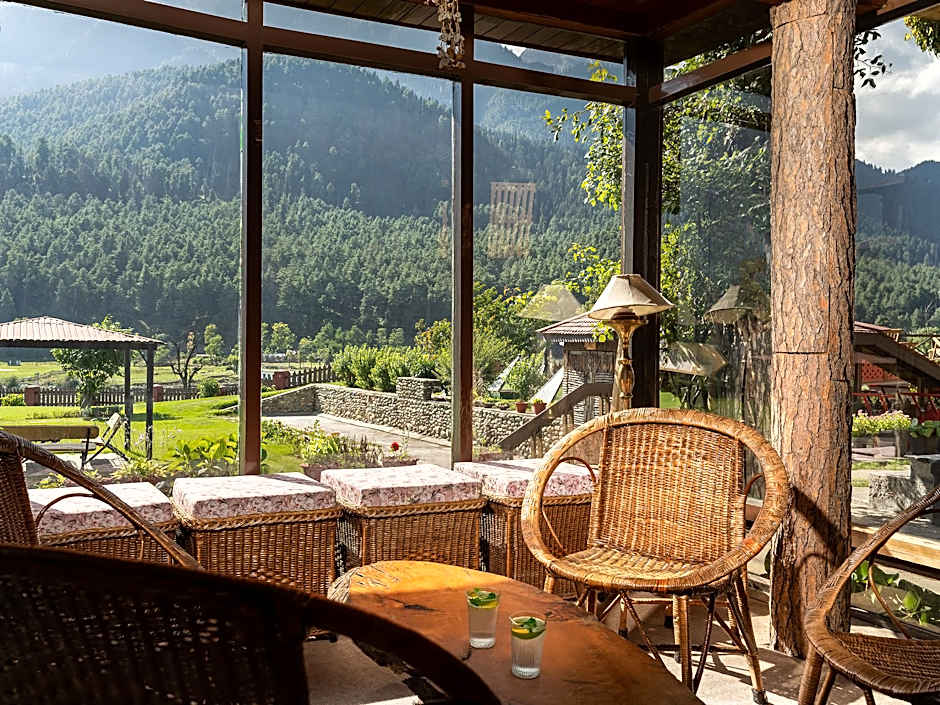 Pahalgam hotel