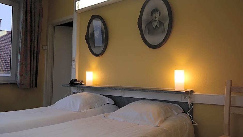 De Bonte Os Hotel & Tower
