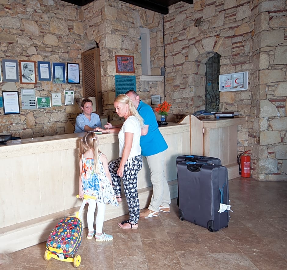 Grand Aquarium Apart