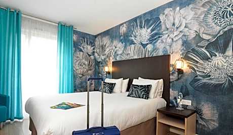 Double or Twin Room with Terrace