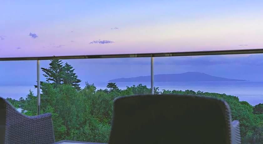 Omuro no mori Gyokusui - 13 years or older