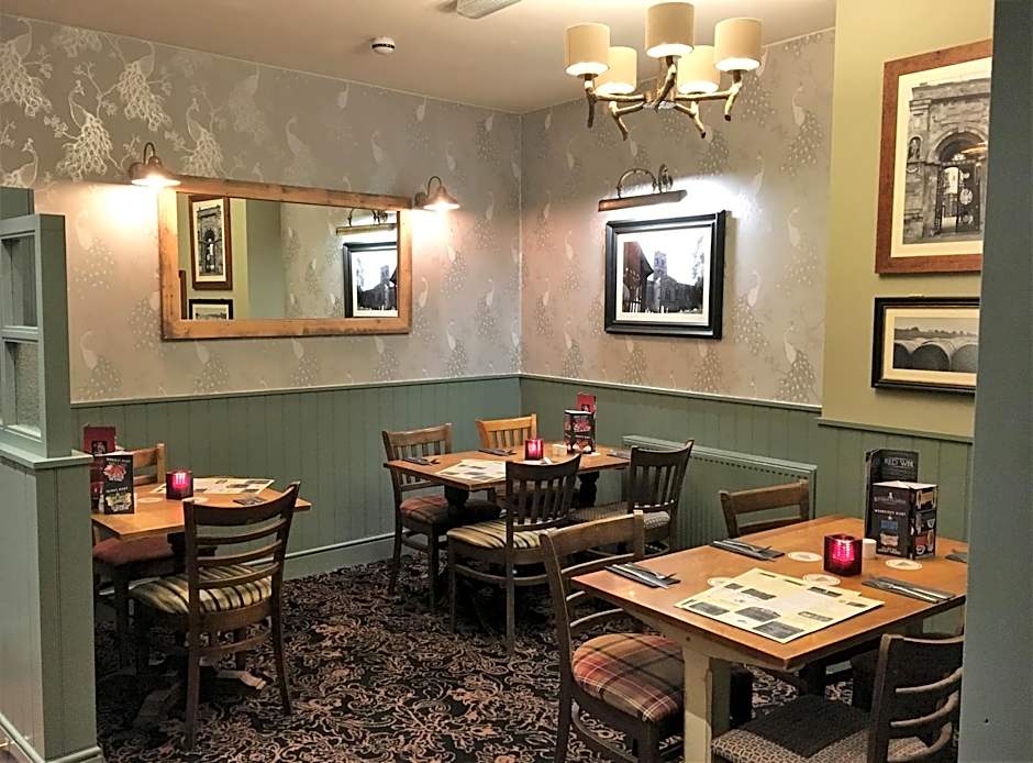 Sturdy`s Castle - Historic Coaching Inn near Blenheim Palace, Oxfordshire