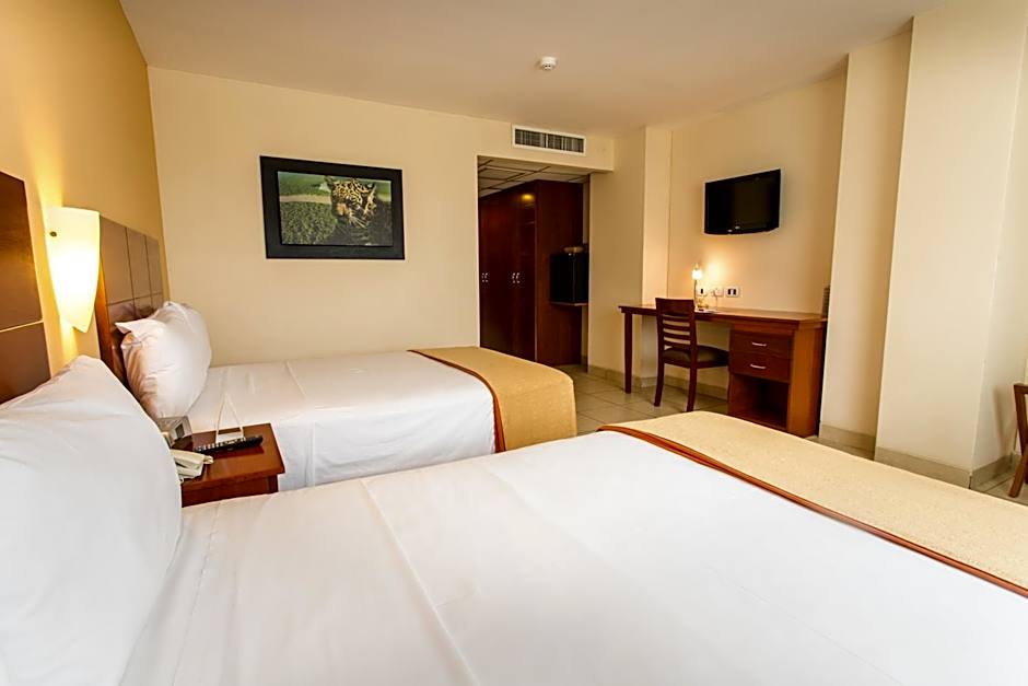 Wyndham Costa del Sol Pucallpa