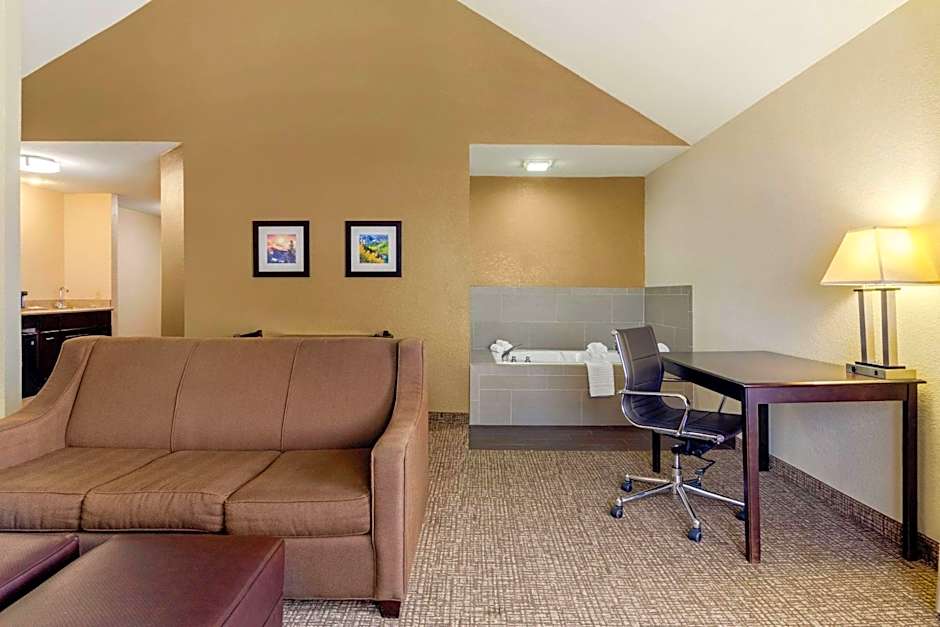 Comfort Inn & Suites Greeley