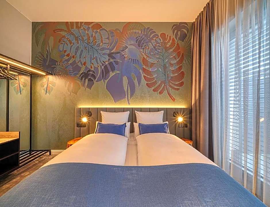 Sunday Hotel Bonn