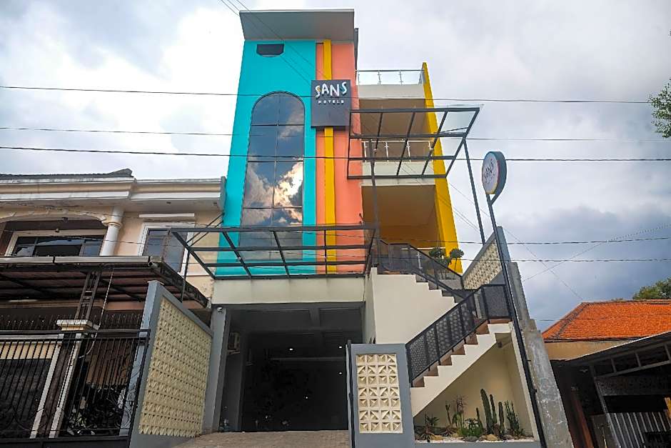 SANS Hotel Premiere Majapahit Semarang
