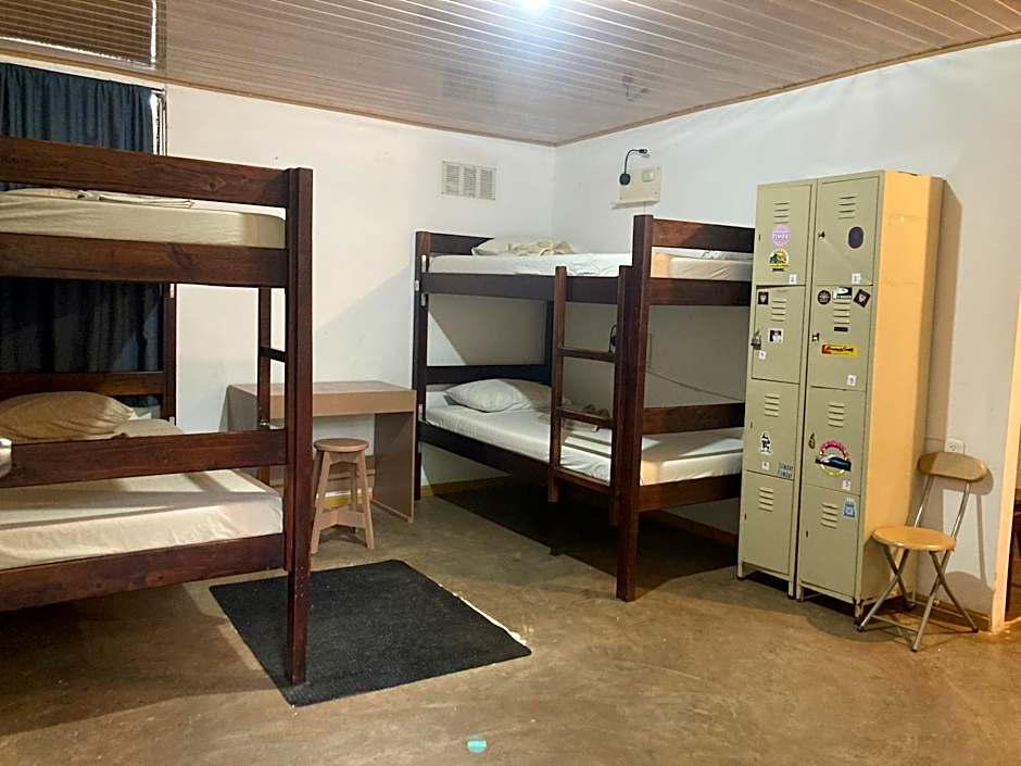 TamaHostel & Glamping