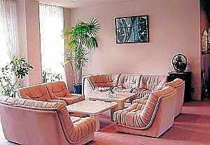 Petit Hotel White Wing