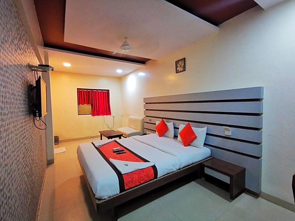Sai Sharan Stay Inn - Near MIDC Turbhe, Navi Mumbai