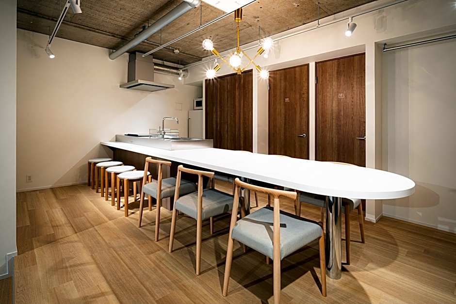 MANGA ART HOTEL, BAKUROCHO
