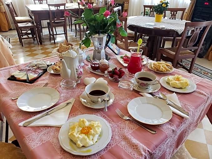 Marta Guest House