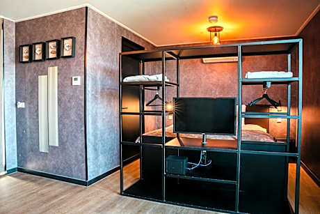 Suite with Lake View