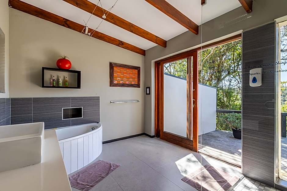 Hog Hollow Country Lodge