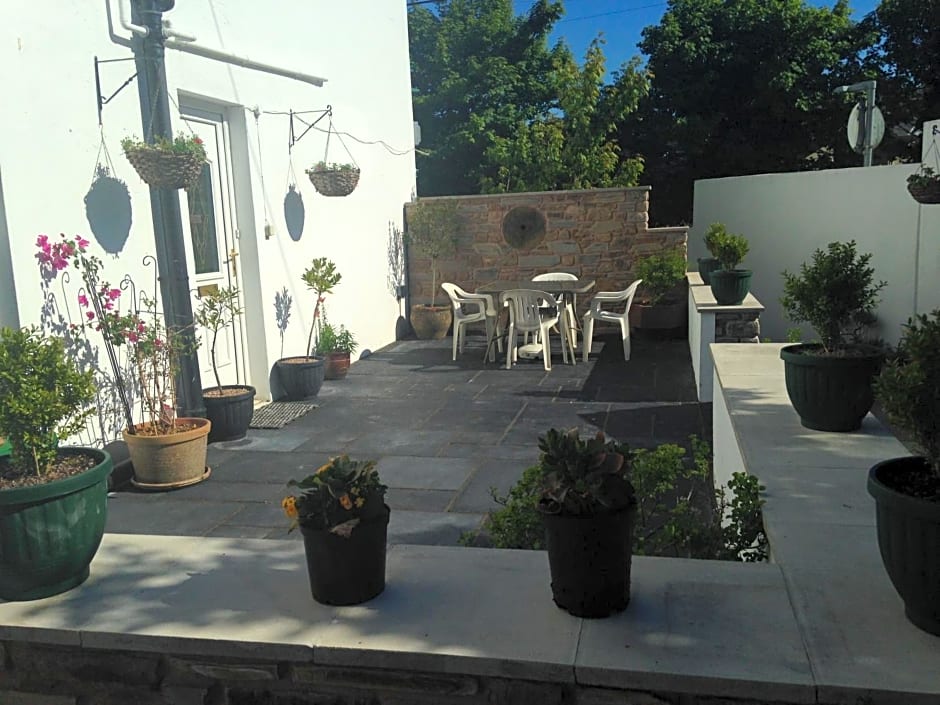 Drakewalls Bed And Breakfast