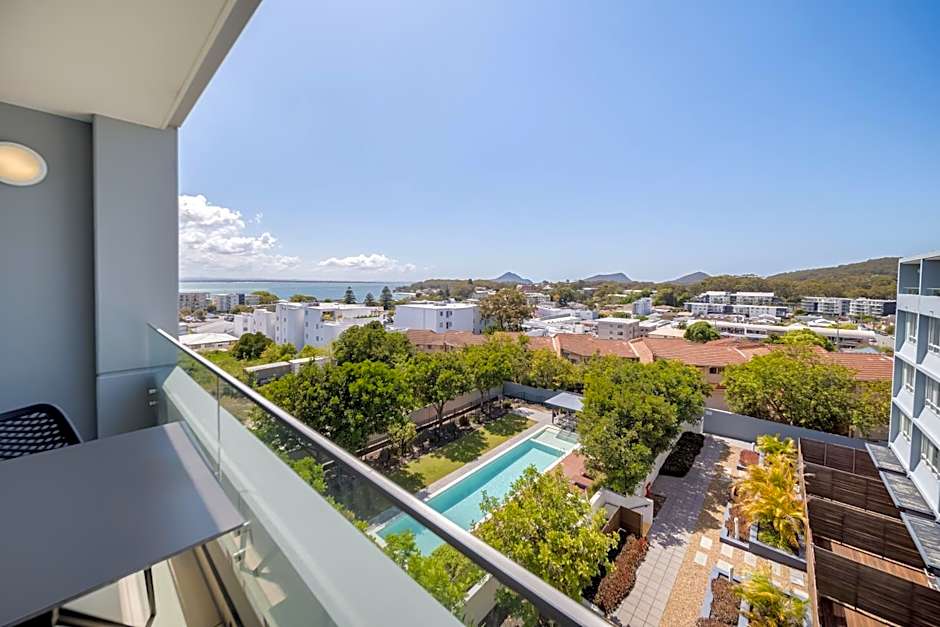 Oaks Nelson Bay Lure Suites