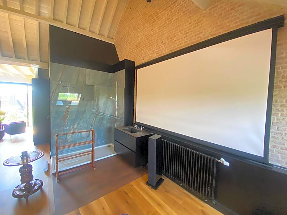 The Museum - Au Lit, Jérôme!