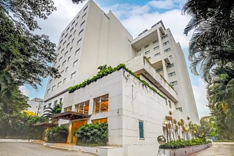 Lemon Tree Hotel Electronics City Bangalore