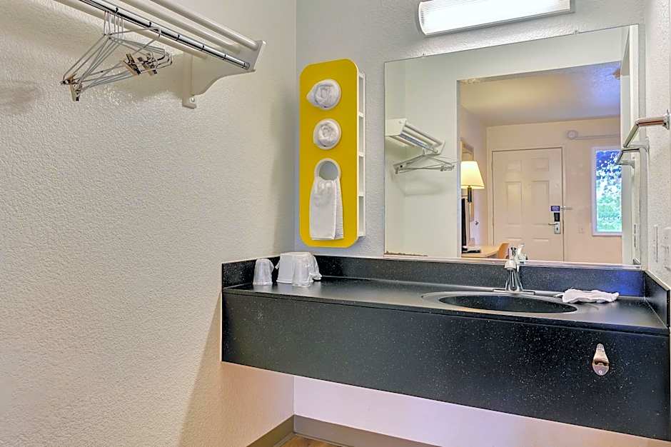 Motel 6-Rohnert Park, CA