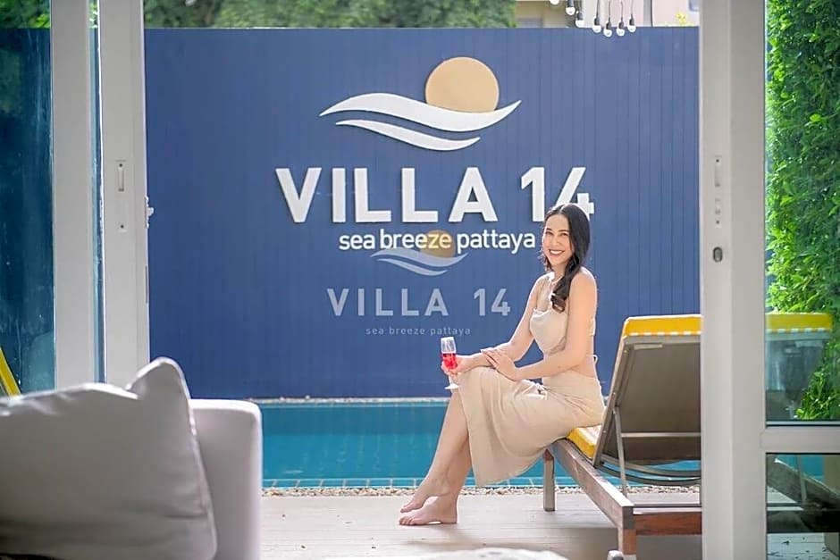 PoolVillaPattaya next to the sea