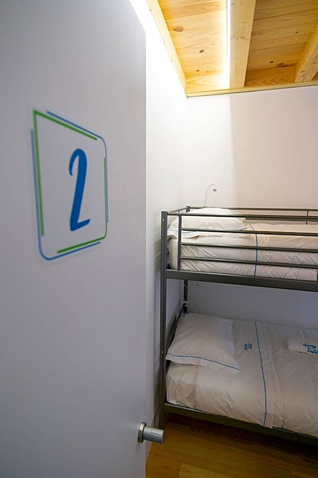Change The World Hostels - Coimbra - Almedina