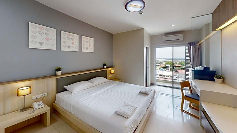 Central Place Angsila